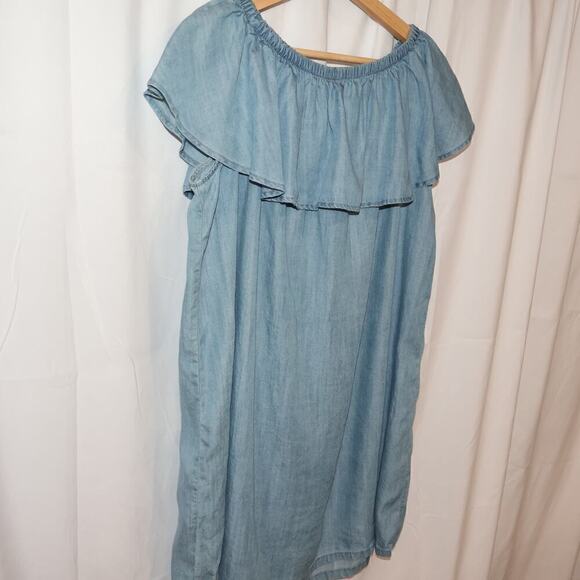NWT Hinge Top One Size Blue Chambray Ruffled Elastic Neck - Picture 14 of 15